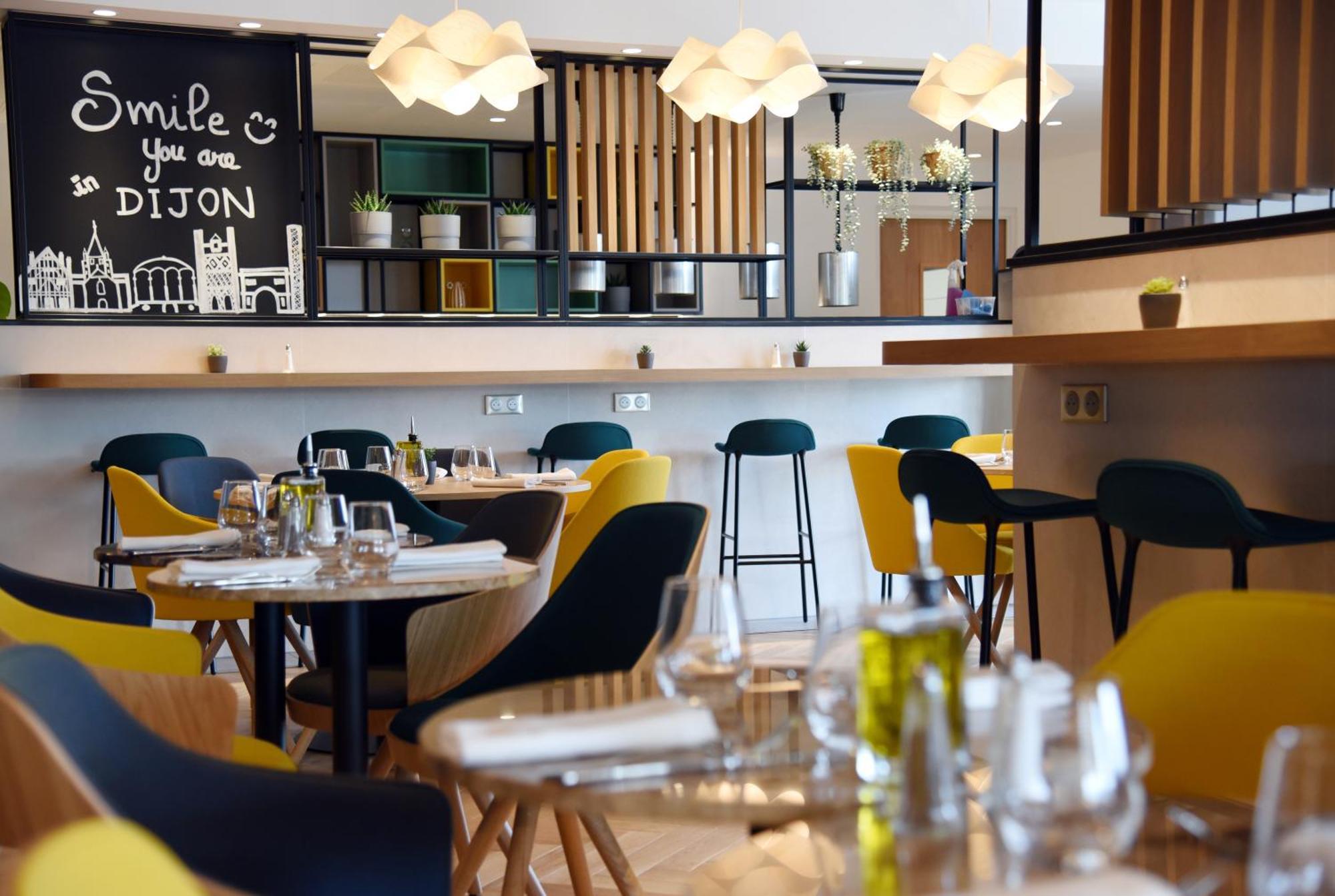 Holiday Inn Dijon Sud - Longvic By Ihg Eksteriør billede