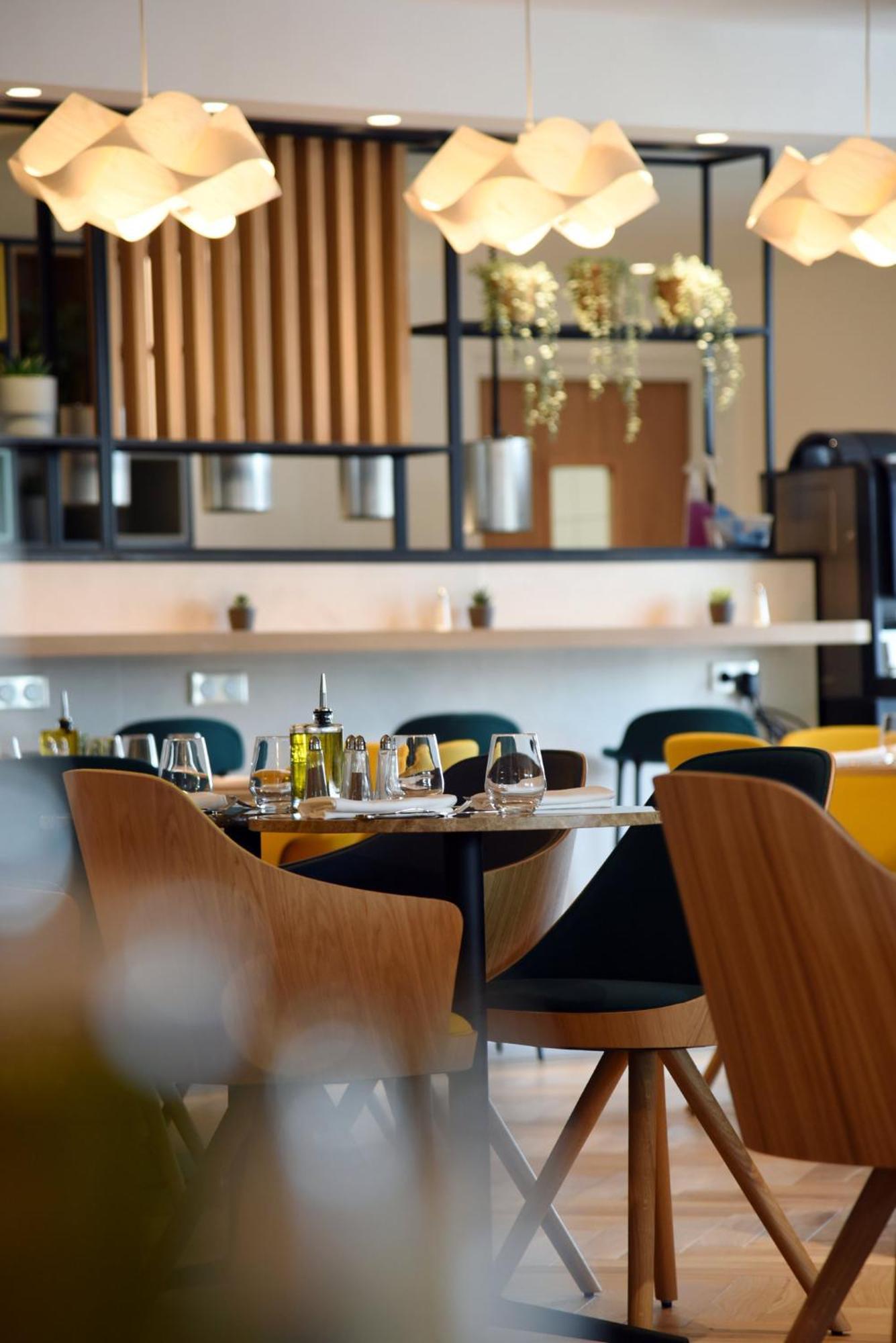 Holiday Inn Dijon Sud - Longvic By Ihg Eksteriør billede