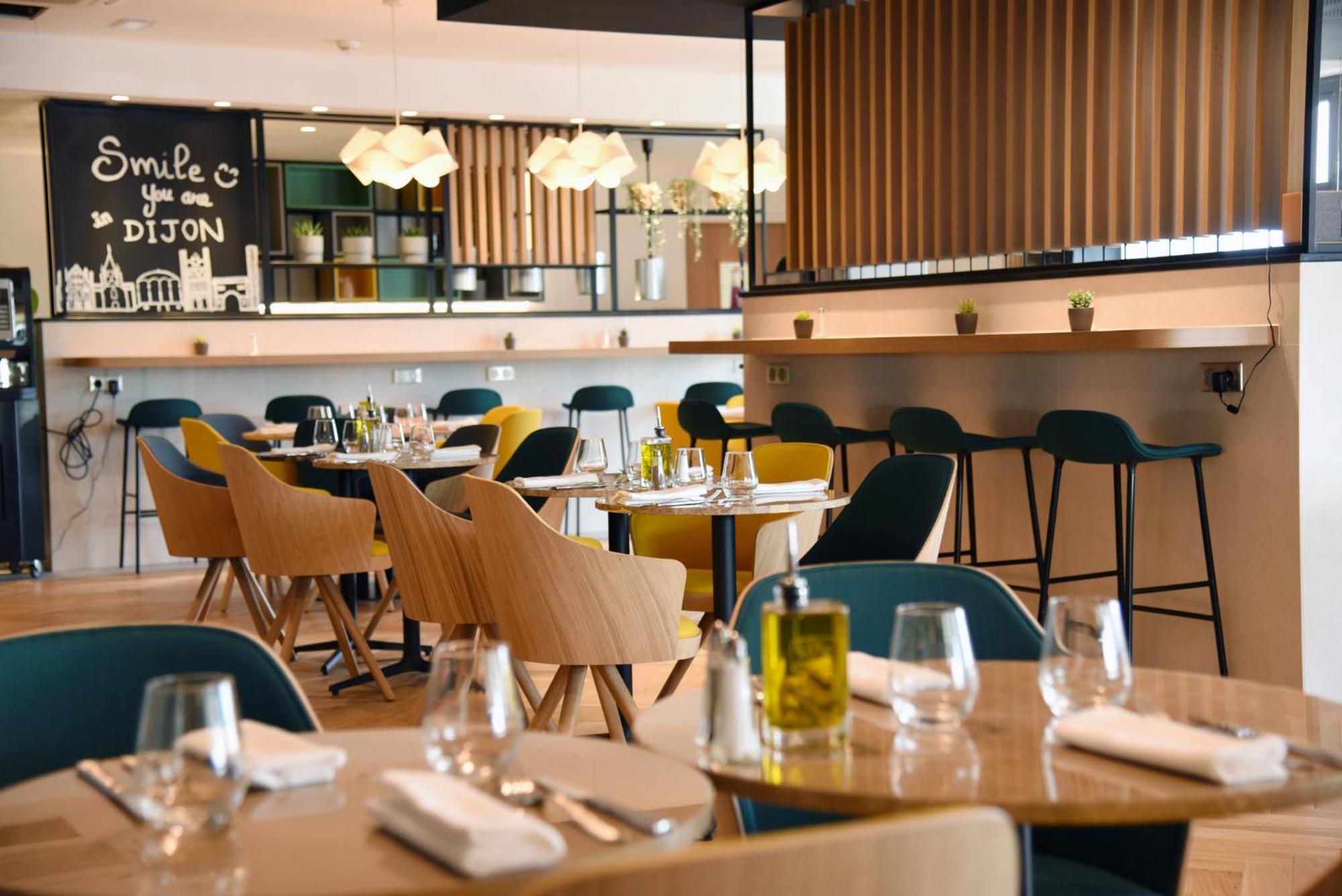 Holiday Inn Dijon Sud - Longvic By Ihg Eksteriør billede