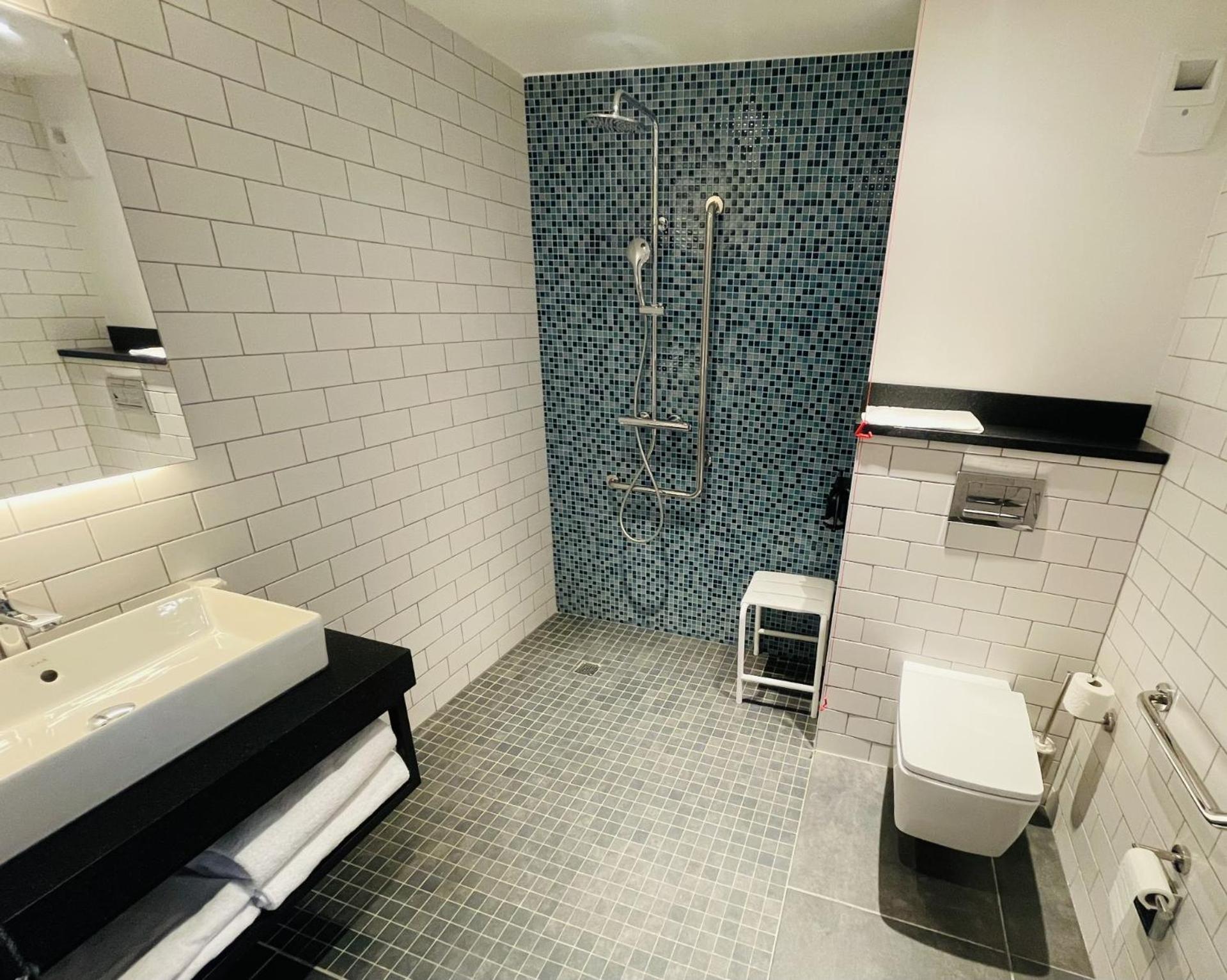 Holiday Inn Dijon Sud - Longvic By Ihg Eksteriør billede