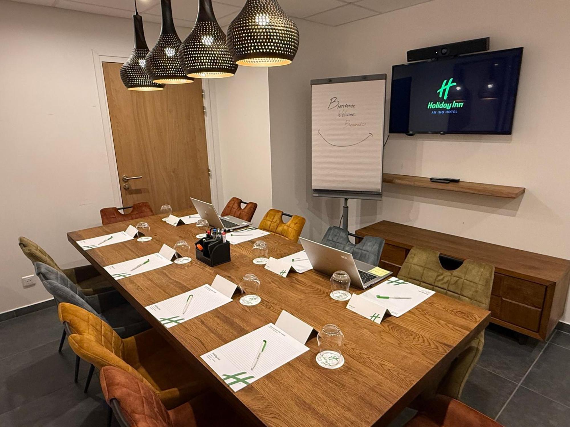 Holiday Inn Dijon Sud - Longvic By Ihg Eksteriør billede